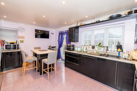 4 bedroom detached house for sale, Southampton
