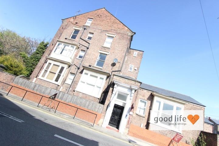 IMG 0847 (Small)flat5claremontterrace.jpg