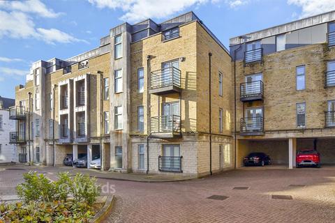 1 bedroom flat for sale, Hewson Court, Maidstone ME14