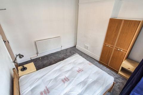 undefined, Furnished Room in Shared House, Terrace Road