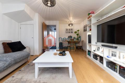 2 bedroom house for sale, Breakspear, Stevenage SG2