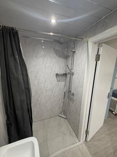 1 bedroom in a house share to rent, Capel Gardens, Ilford IG3