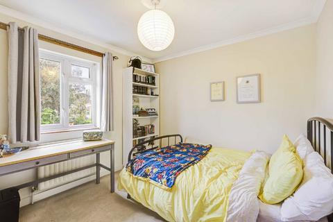 undefined, Bonner Hill Road, Kingston Upon Thames KT1