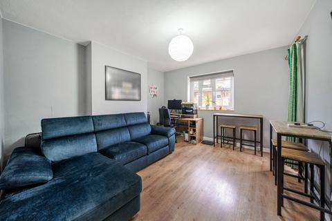 1 bedroom apartment for sale, Wesley Close, London
