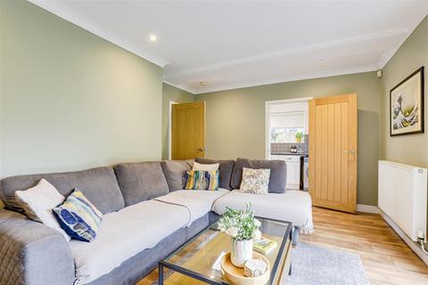 3 bedroom semi-detached house for sale, Alford Road, Nottingham NG12