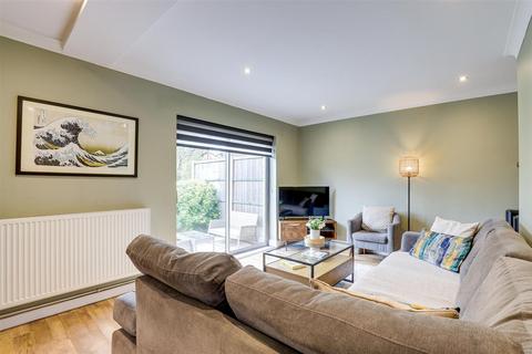 3 bedroom semi-detached house for sale, Alford Road, Nottingham NG12