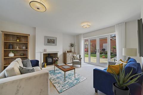 4 bedroom detached house for sale, Lawford Green, Manningtree
