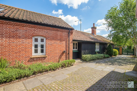 undefined, Church Lane, Eaton