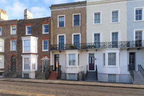 2 bedroom maisonette for sale, Trinity Square, Margate, Kent, CT9