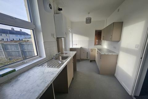 2 bedroom terraced house to rent, 33rd Avenue, Hull HU6