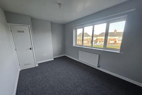 2 bedroom terraced house to rent, 33rd Avenue, Hull HU6