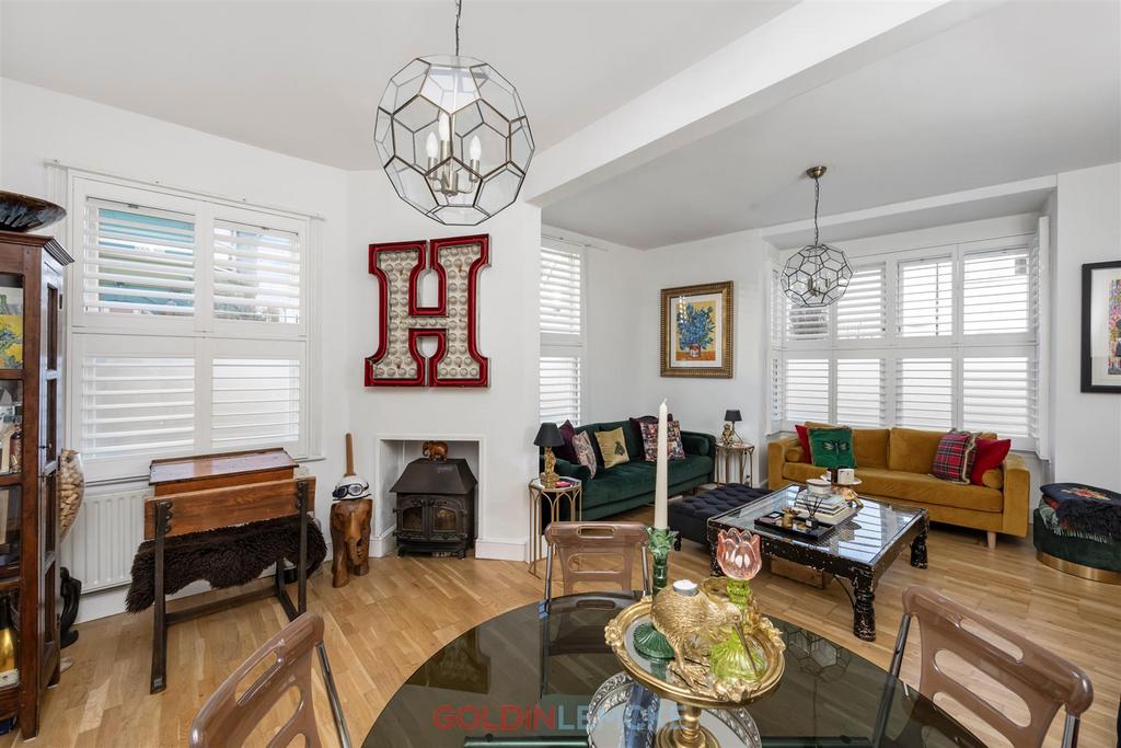 Living/Dining Room