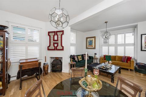 3 bedroom end of terrace house for sale, Payne Avenue, Hove