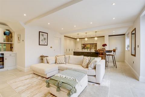 4 bedroom semi-detached house for sale, Loughborough Road, Nottingham NG2