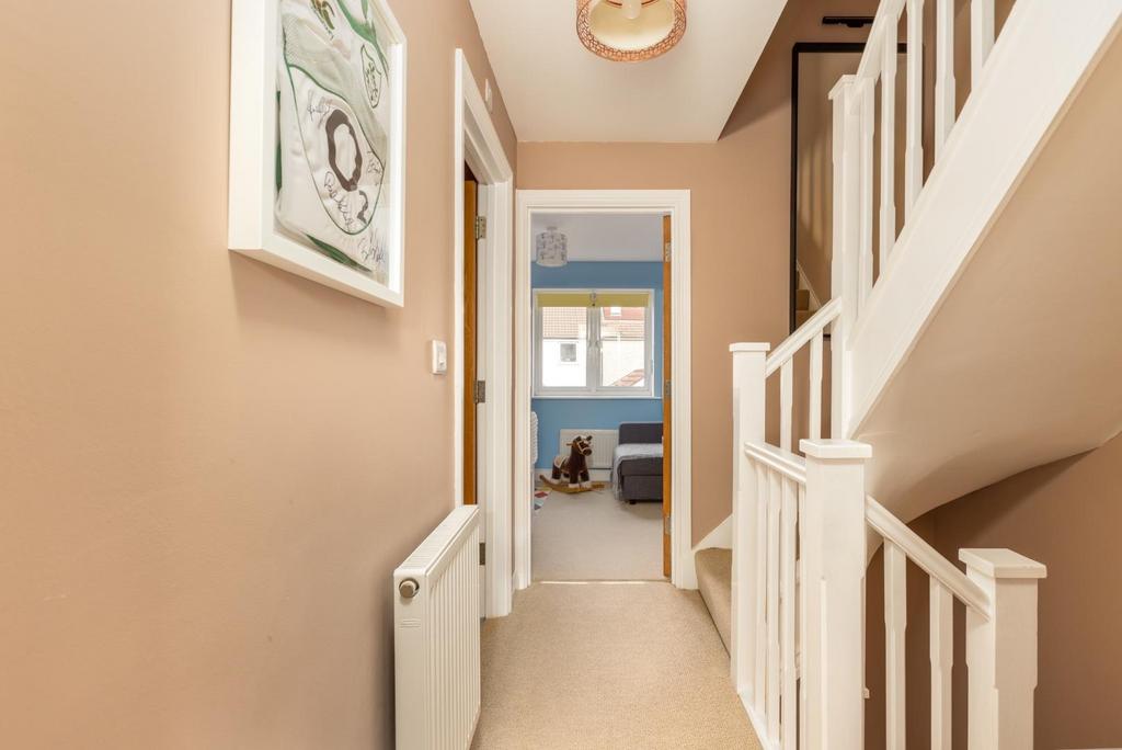 8 Garfield Road, BS5-12.jpg