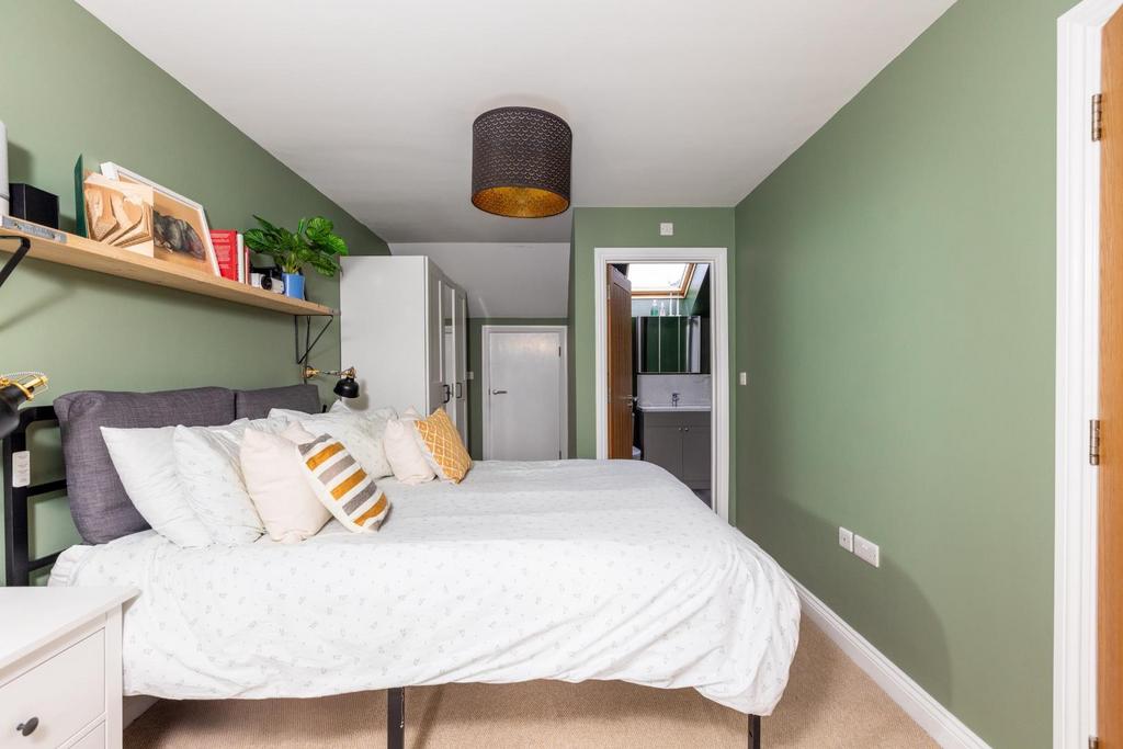 8 Garfield Road, BS5-1.jpg