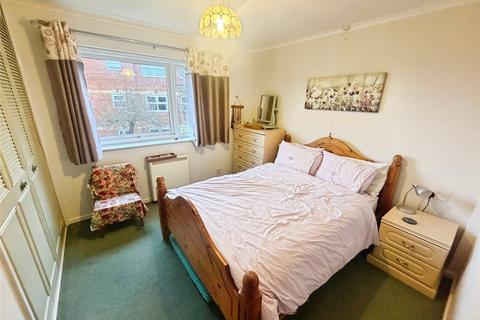2 bedroom retirement property for sale, Long Causeway, Devon EX8