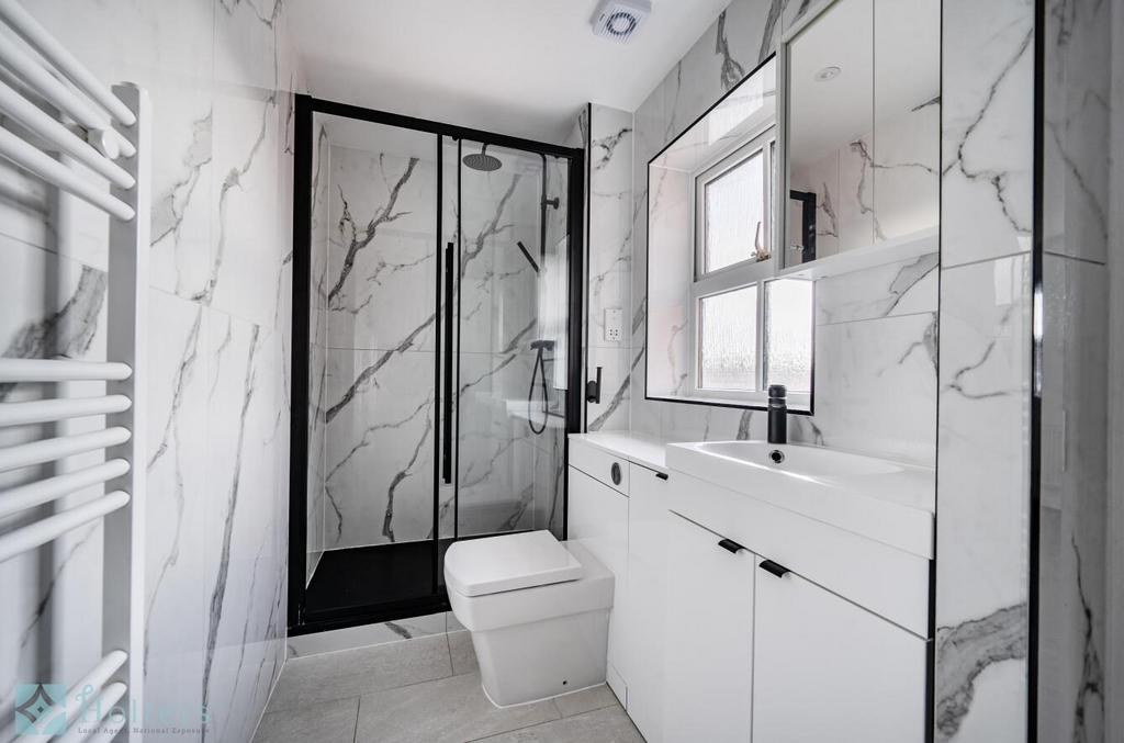 Ensuite.jpg