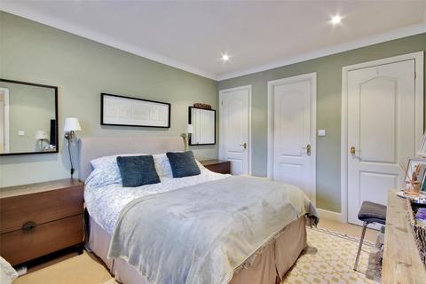 3 bedroom semi-detached house to rent, 17 Rosemary Gardens, Burwash, TN19