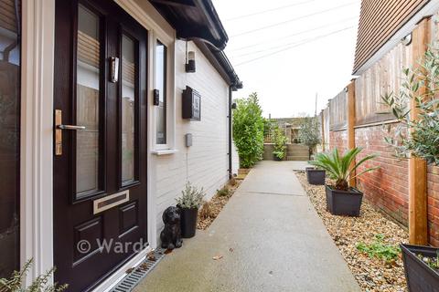 2 bedroom semi-detached bungalow for sale - Rectory Road, Deal, Kent