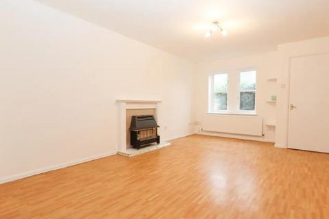 3 bedroom end of terrace house to rent, Melrose Avenue, Mitcham