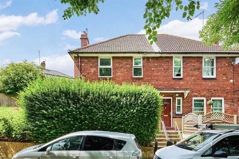 3 bedroom house to rent, Coxmount Road, London SE7