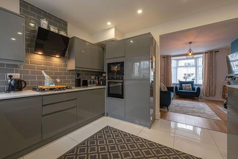 3 bedroom terraced house for sale, Margaret Avenue, Newport, NP19