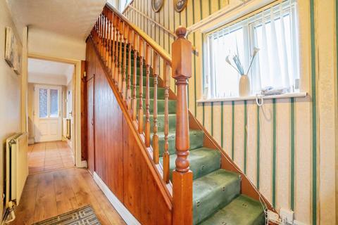 4 bedroom semi-detached house for sale, Cunningham Road, Widnes