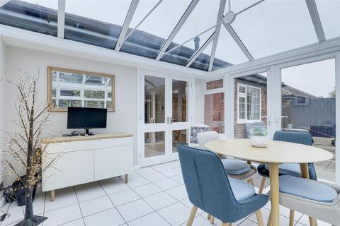 2 bedroom detached bungalow for sale, Harrow Road, Nottingham NG2
