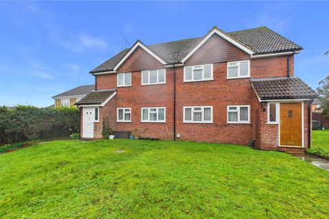 2 bedroom maisonette for sale, Meadowbank Road, Surrey GU18
