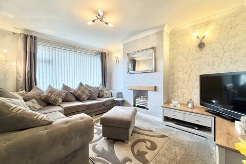 3 bedroom semi-detached house for sale, Nidderdale Close, Garforth