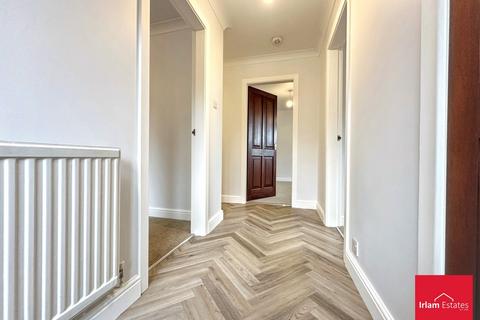 undefined, Rushmoor Close, Irlam, M44