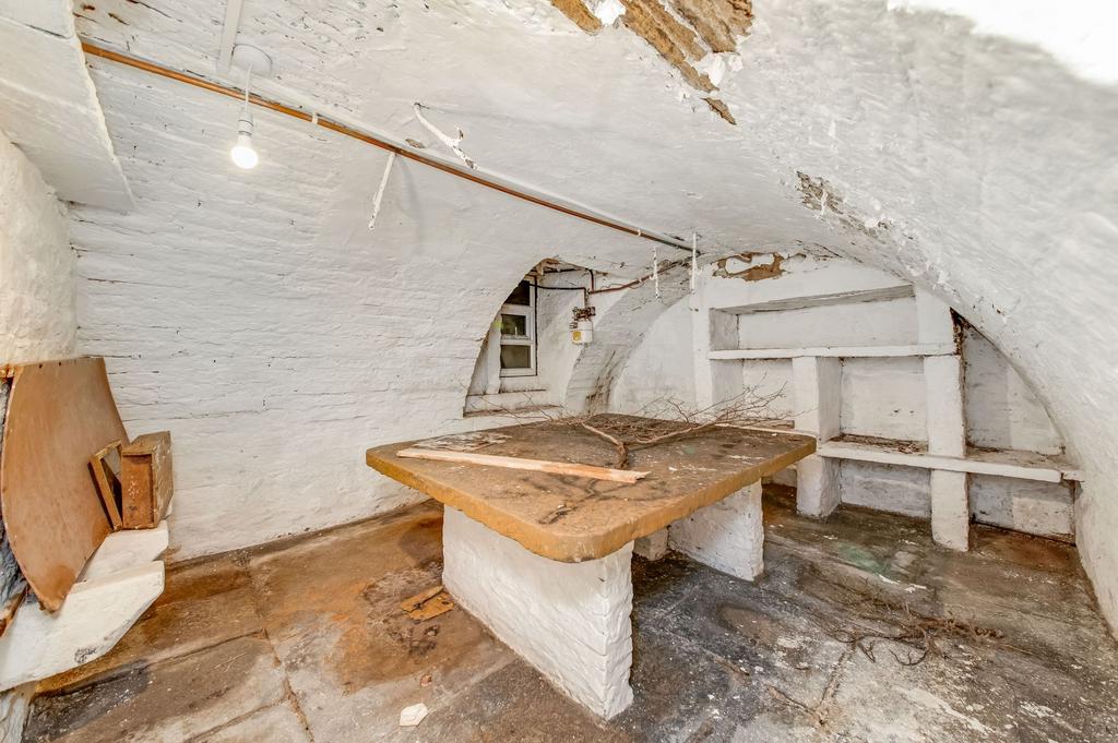 Lobby cellar