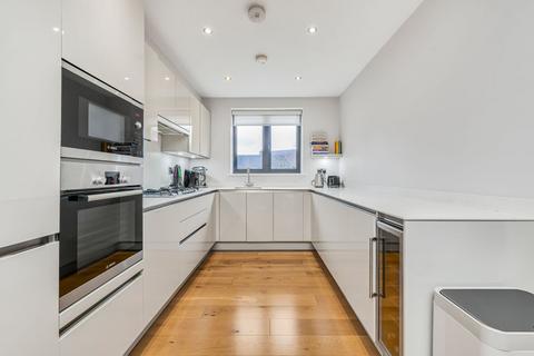 2 bedroom flat for sale, Bickley Park Road, Bromley, Kent, BR1