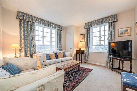 2 bedroom flat for sale, Chelsea Manor Street, London SW3