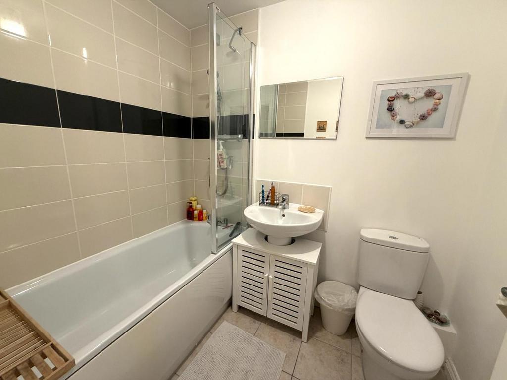 Bathroom.jpeg