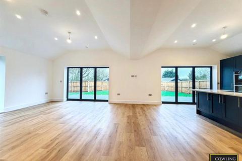 3 bedroom detached bungalow for sale, New Road, Little Burstead, Billericay
