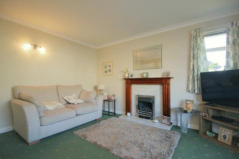 2 bedroom bungalow for sale, Reevy Road, Wibsey, Bradford, BD6