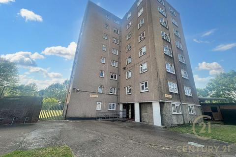 2 bedroom apartment to rent, Newmarket Avenue, NORTHOLT UB5