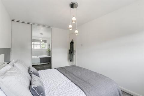 3 bedroom house for sale, Shacklock Close, Nottingham NG5