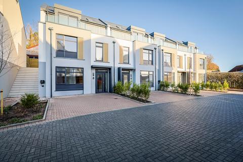undefined, Les Bas Courtils Road, St Sampson's, Guernsey, GY2