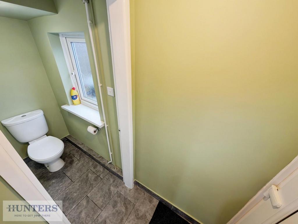Rear Hallway / W/c