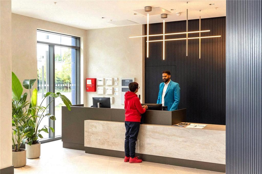 Reception/Concierge