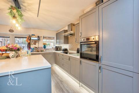 3 bedroom semi-detached house for sale, Occupation Road, Albert Village, Swadlincote