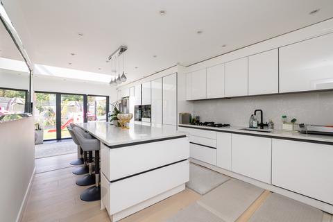 undefined, Metcalfe Avenue, Carshalton SM5