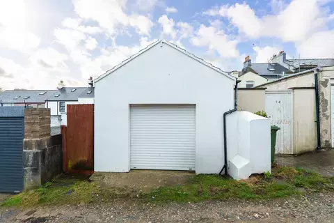 3 bedroom terraced house for sale, 12, Victoria Avenue, Onchan