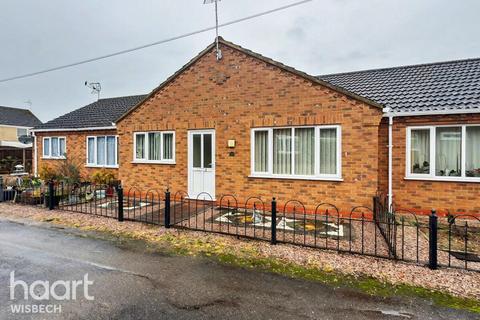 1 bedroom bungalow for sale, The Barracks, Gorefield