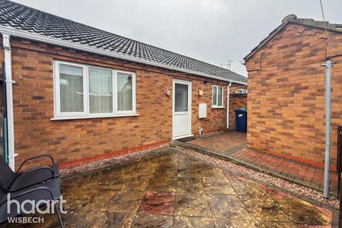 1 bedroom bungalow for sale, The Barracks, Gorefield