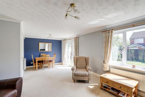 4 bedroom detached house for sale, Davy Close, Nottingham NG15