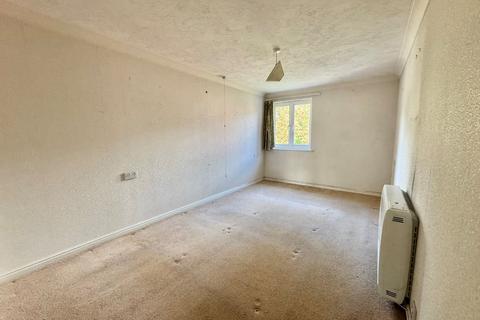 2 bedroom apartment for sale, Wright Lodge, Cheshire CW5